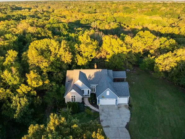 4990 W 178th Ter, Stilwell, KS 66085