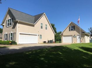 804 Haygood Ct, Locust Grove, GA 30248