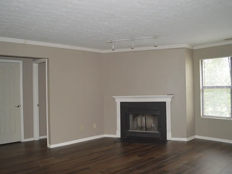 2744 Greystone Dr #D — Photo 21