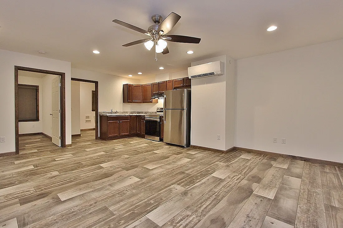 1 bed, $1,600 — Photo 2