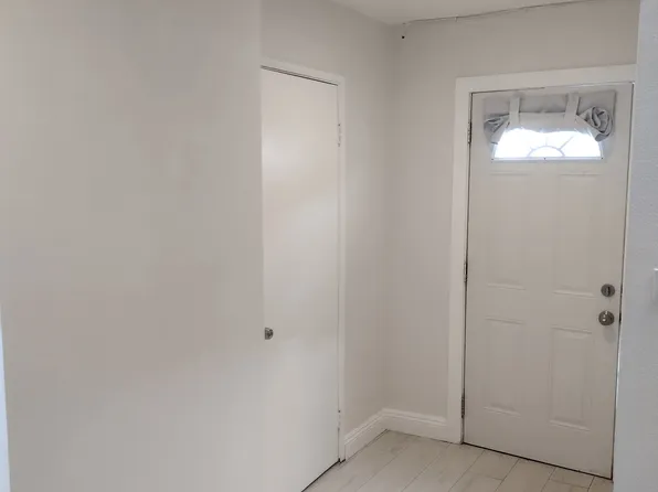 7450-2 Girard Ave #7450-2, La Jolla, CA 92037