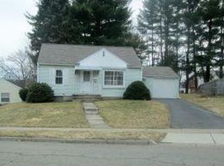 2722 King St, Endicott, NY 13760