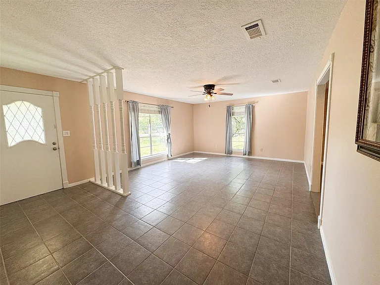 15331 Lake Lamond Rd — Photo 2