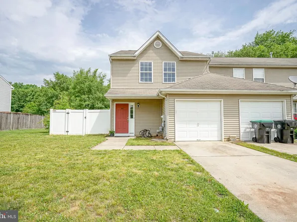 92 Highmeadows Dr, Sicklerville, NJ 08081