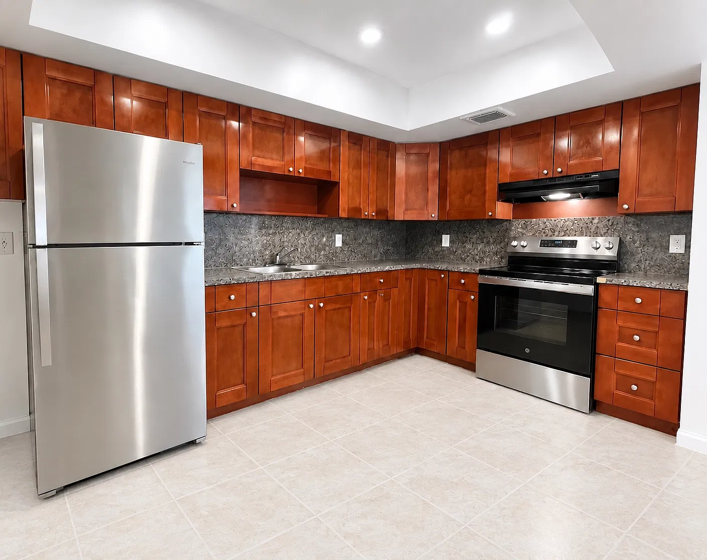 2 bed, $2,050 — Photo 3