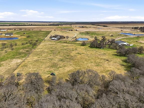 3rd image of 206 Bounds Ranch Rd