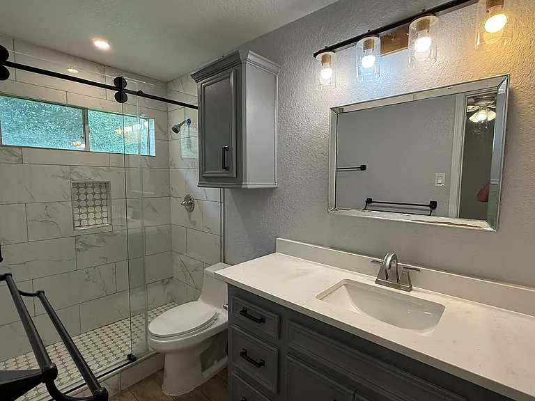 5525 Main St — Photo 19