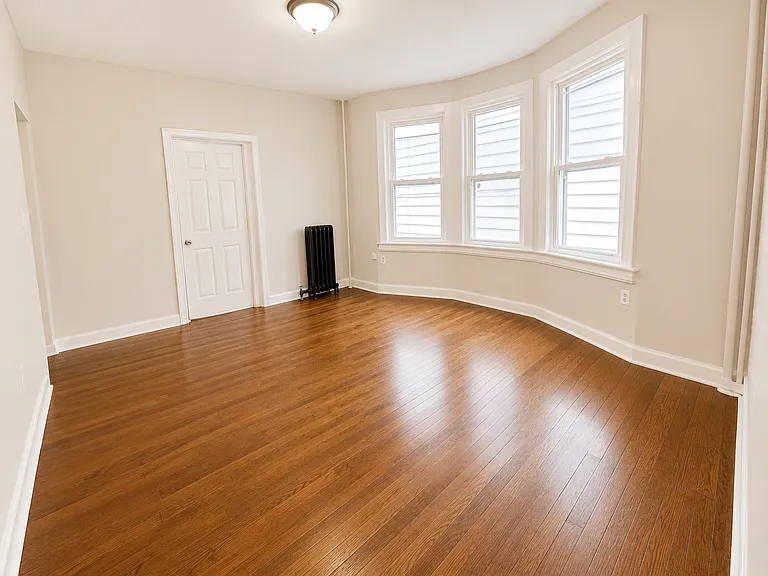 454 4th Ave W #1 — Photo 12