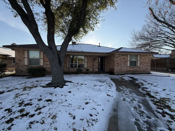 4805 Country Club Rd, Garland, TX 75043