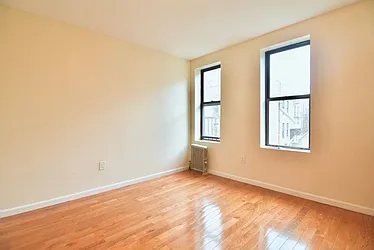 Rented by Ledvech Group