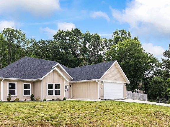 2nd image of 39 Overton Dr