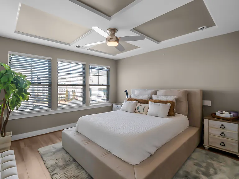 2555 Tranquil Oak Pl — Photo 13