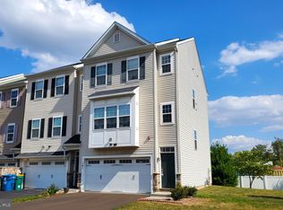 141 Mercer Ct, Fairless Hills, PA