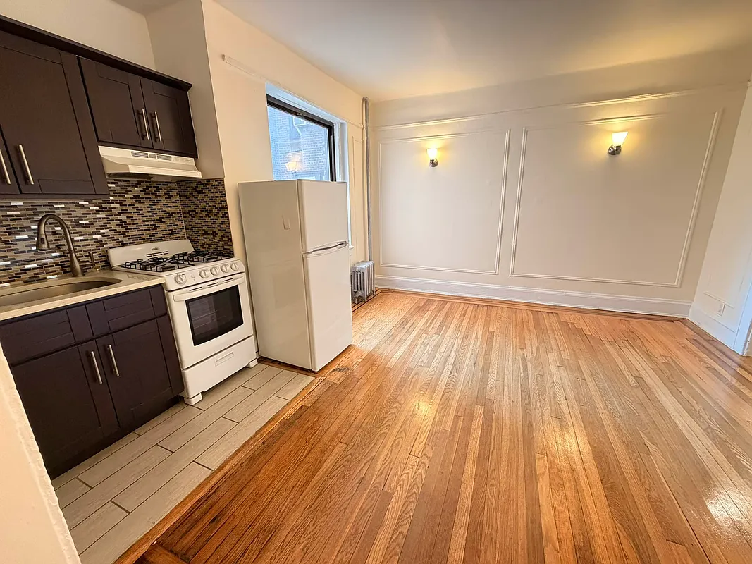 94-40 210th Street 2XF