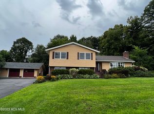 228 River Rd, Peru, NY 12972