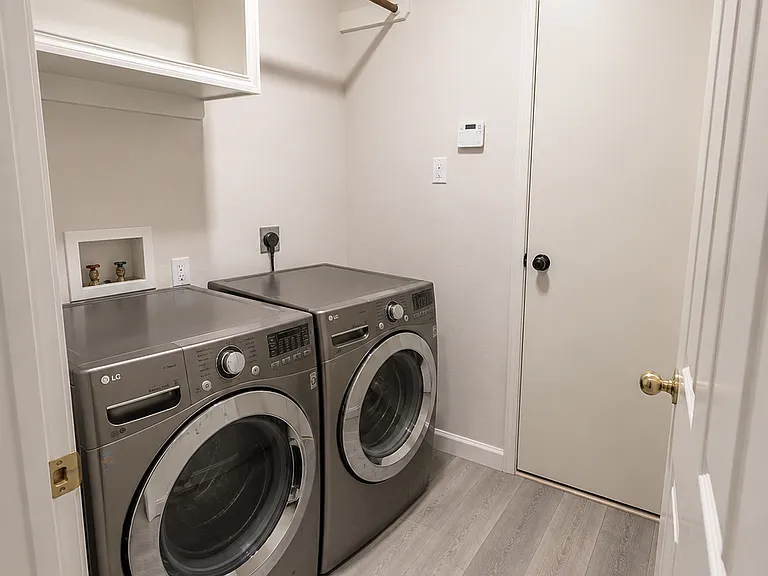 9901 Laurel Ln — Photo 13