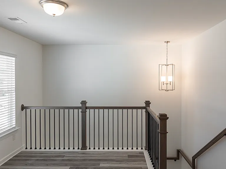 3361 Pepperpike Ct — Photo 33