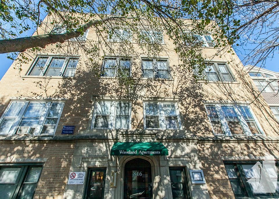 1st image of 800 W Waveland Ave #33