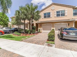 5902 Monterra Club Dr, Lake Worth, FL 33463