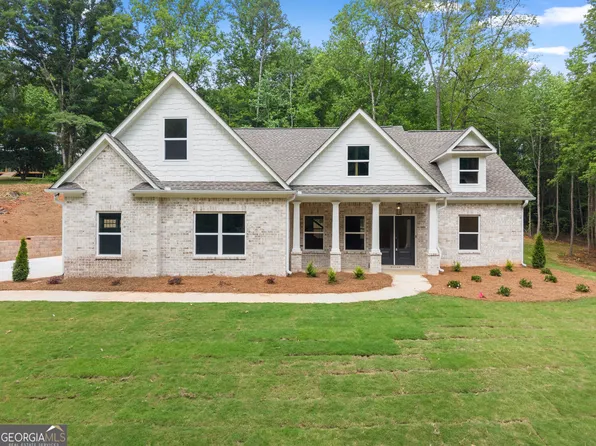 439 Oak Ridge Dr, Maysville, GA 30558
