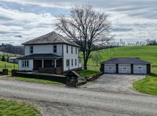 7506 Roy Andrews Rd NW, New Philadelphia, OH 44663