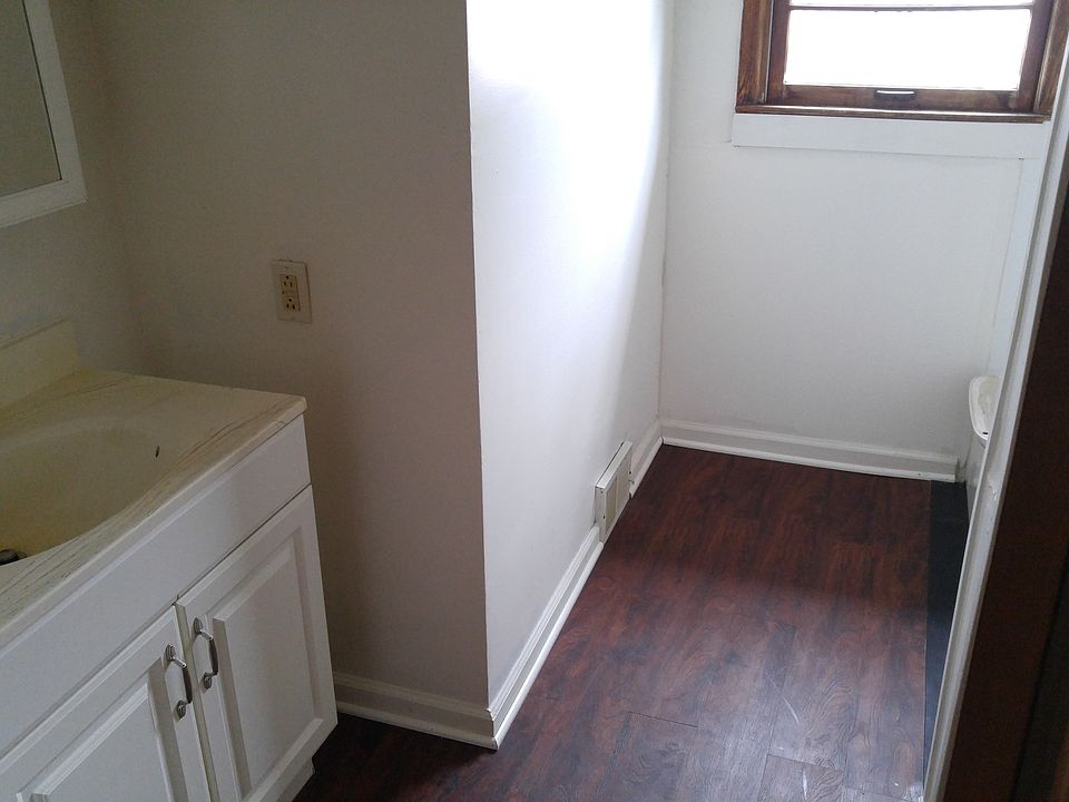 1st image of 2049 Quayle Dr #2049