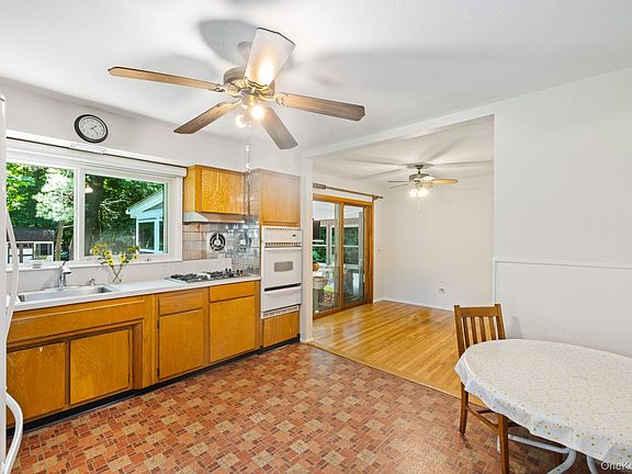 4th image of 13 Lillian Drive