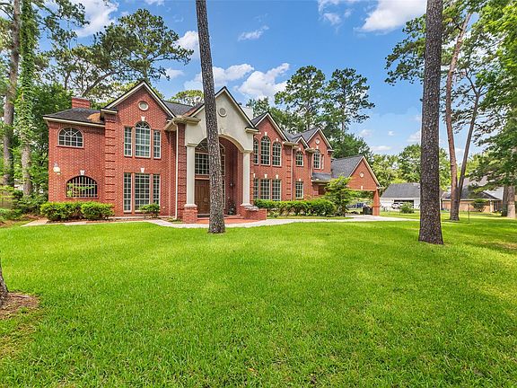 2nd image of 15511 Oaklawn Park Dr