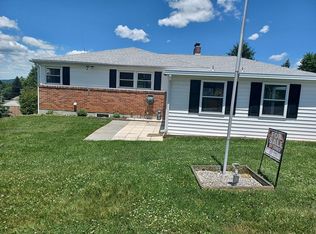 2463 Wharton Rd, York, PA 17402