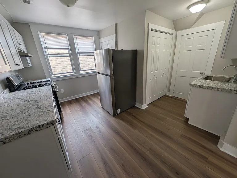 8 Arch St #3A — Photo 5