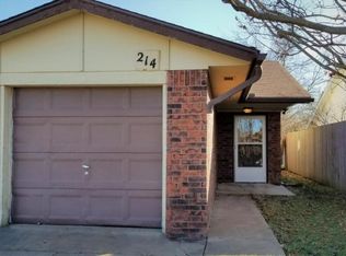214 Skylark Ct, Norman, OK 73069