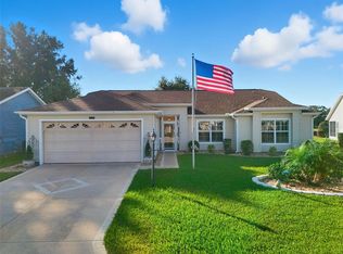 25233 Lost Oak Cir, Leesburg, FL 34748