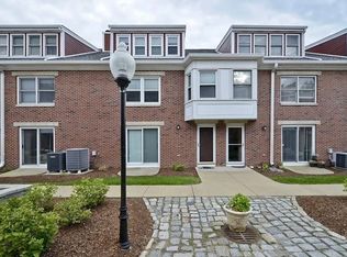 142 Quincy Shore Dr UNIT 142, Quincy, MA 02171
