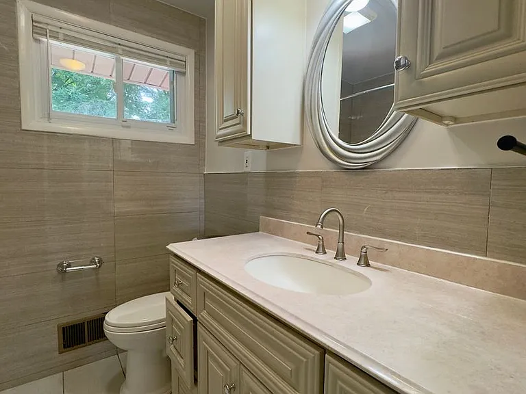 3903 Innerdale Ct — Photo 13