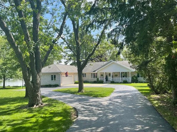 606 Skyline Dr, Loda, IL 60948