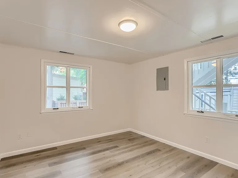 508 Pearl St — Photo 20