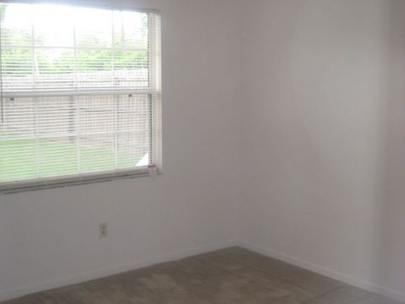 5th image of 11901 Alafaya Woods Ct