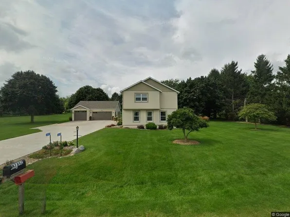 N7892 Douglas St, Ripon, WI 54971