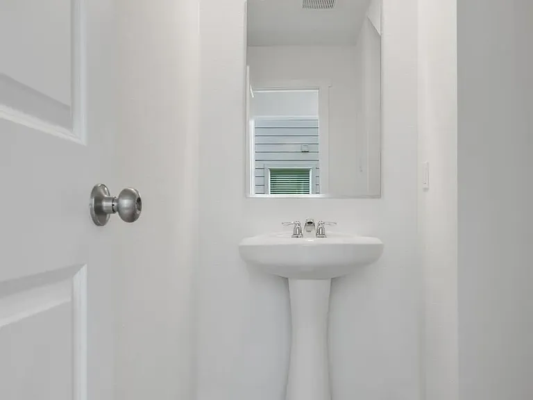 6819 Highlands St — Photo 22