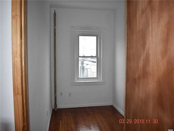 4th image of 11239 15th Ave #2