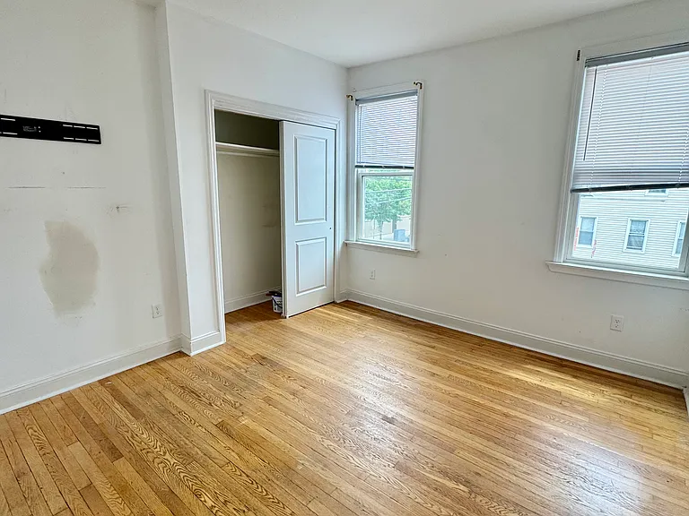 87 Oakland Ave #2 — Photo 7