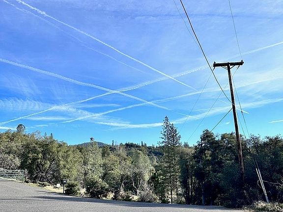 5th image of 16655 Granite Ridge Ln