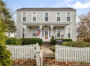 1116 Water St, Charlestown, IN 47111