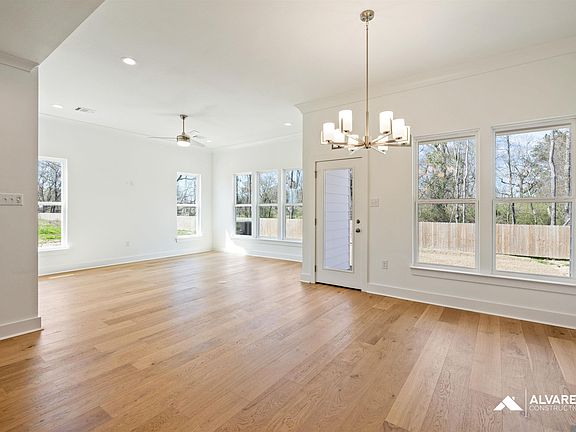 5th image of 574 Turnstone Ave