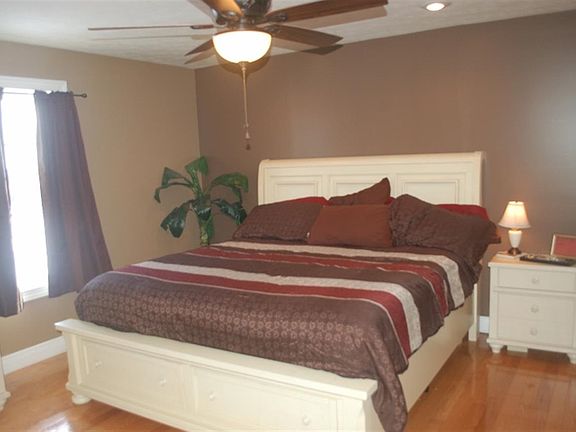 5th image of 282 Woodfield Est