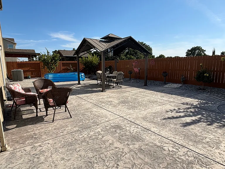 5531 Stella Ave — Photo 11