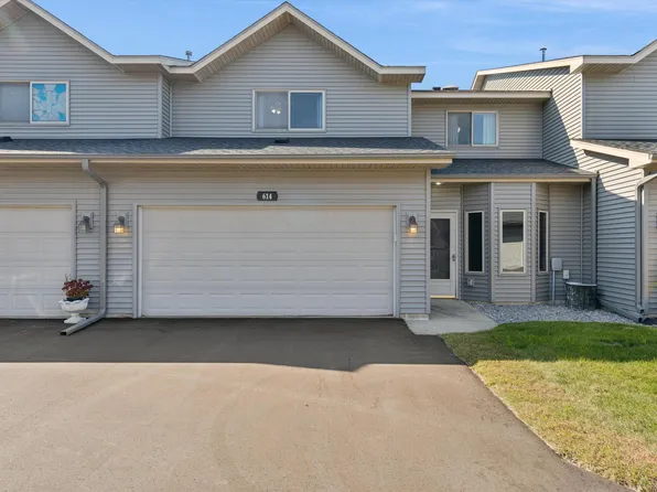 614 2nd St NW, New Prague, MN 56071