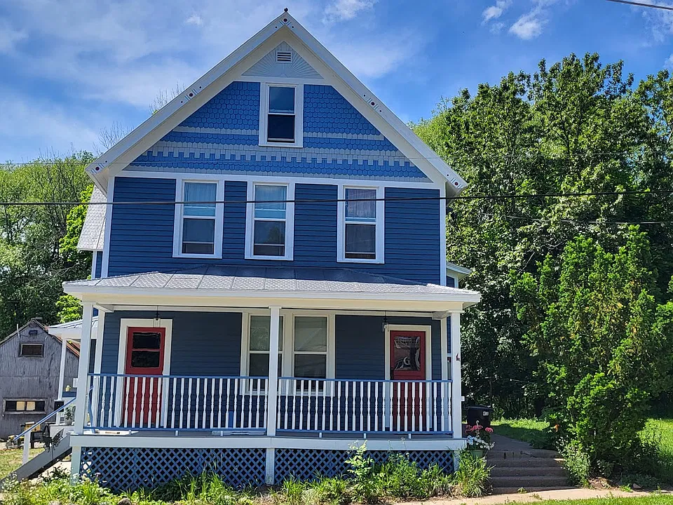 221 Seymour Ave #3