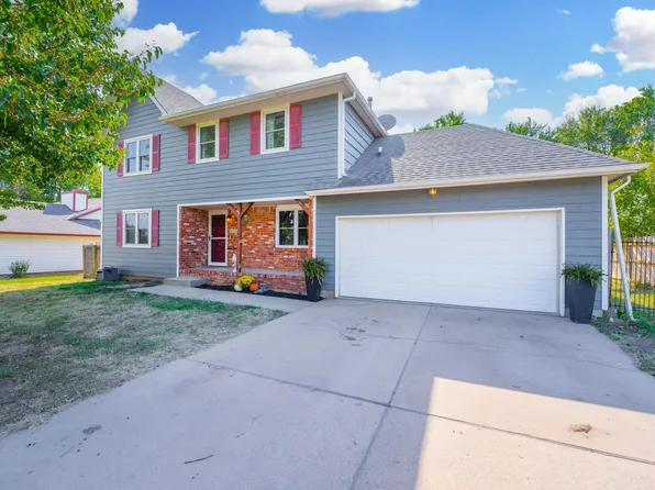 1637 E James St, Derby, KS 67037