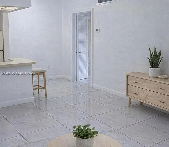 7505 SW 82nd St #322 — Photo 3